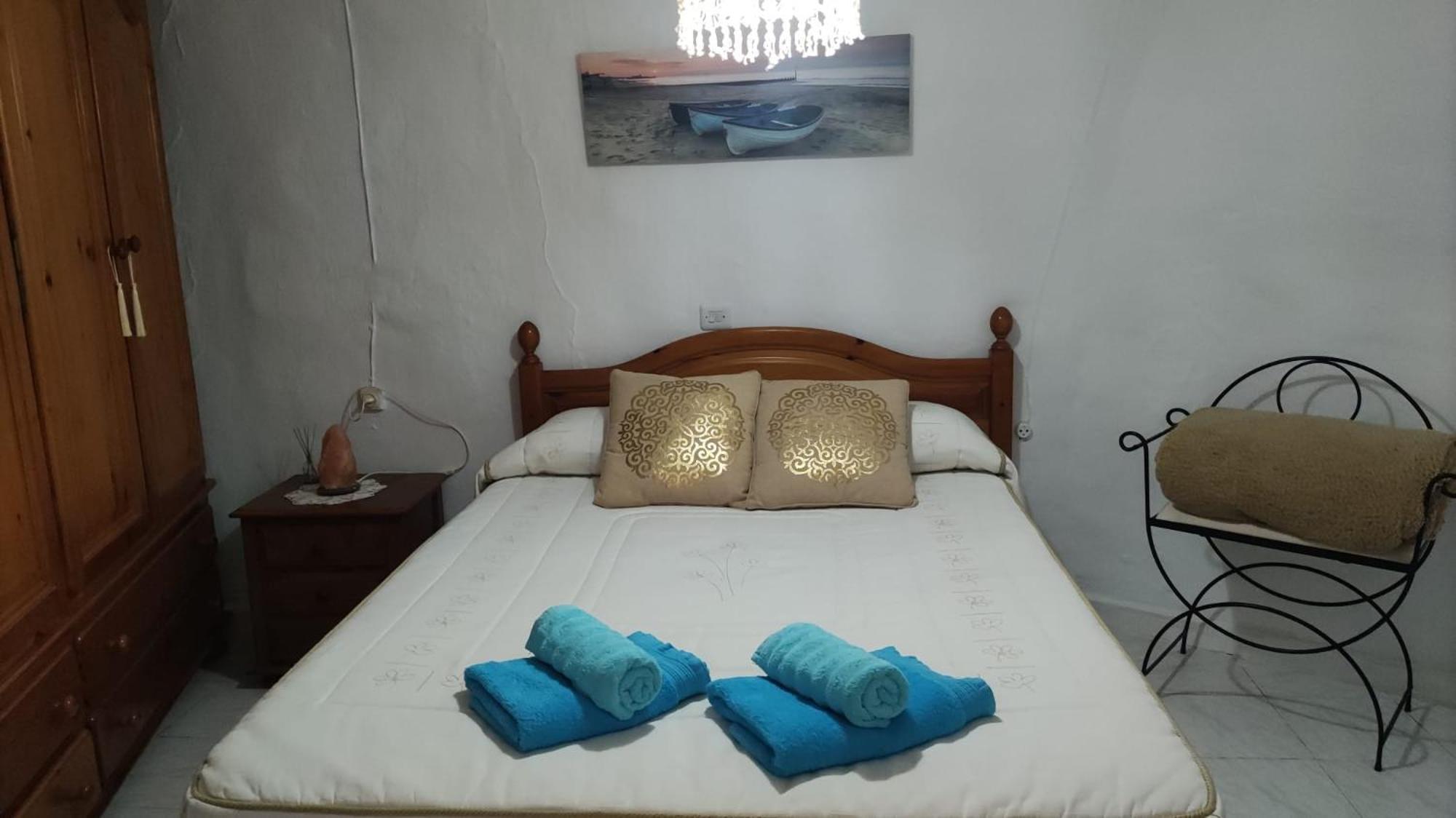 Cueva La Tita Del Pan Guest House Bacor ภายนอก รูปภาพ