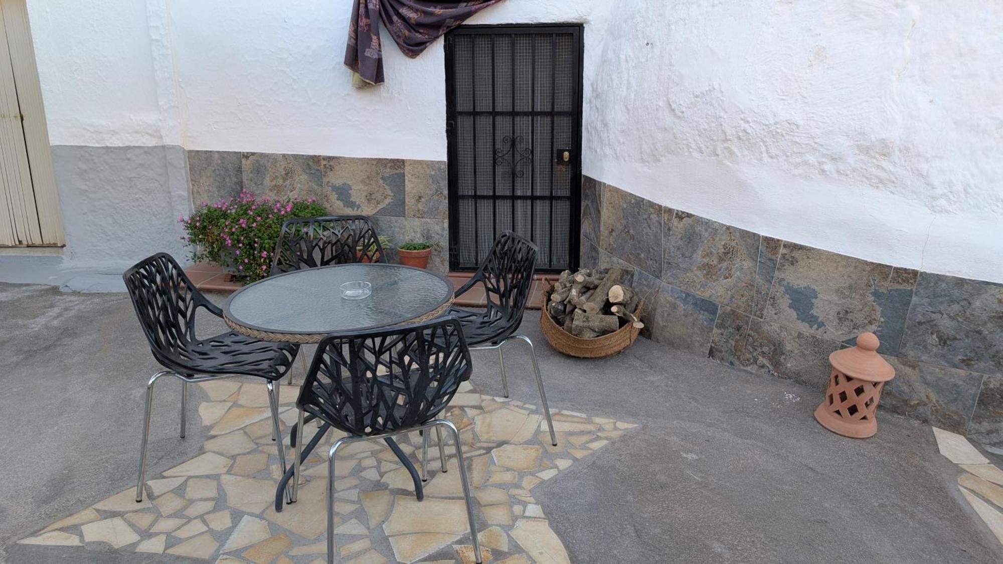 Cueva La Tita Del Pan Guest House Bacor ภายนอก รูปภาพ